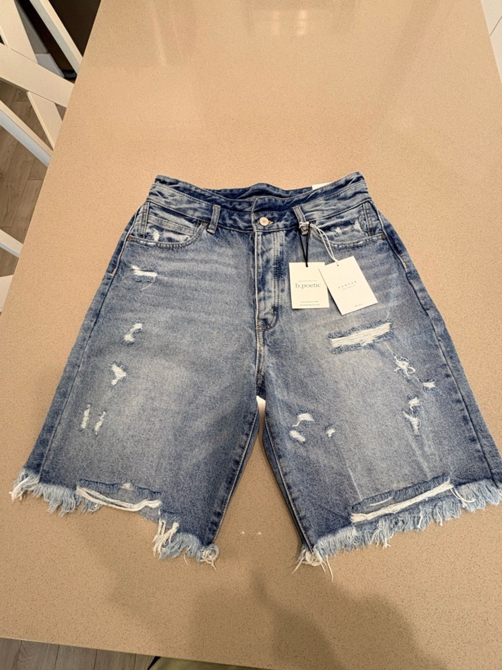 NWT KanCan 90s Ultra High Rise Bermuda Shorts 11/29
